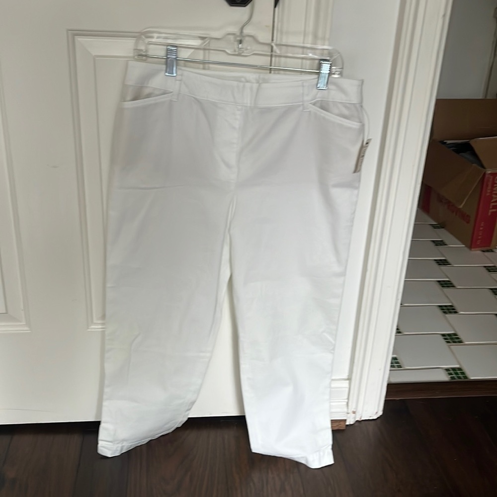 White cropped Talbots pants